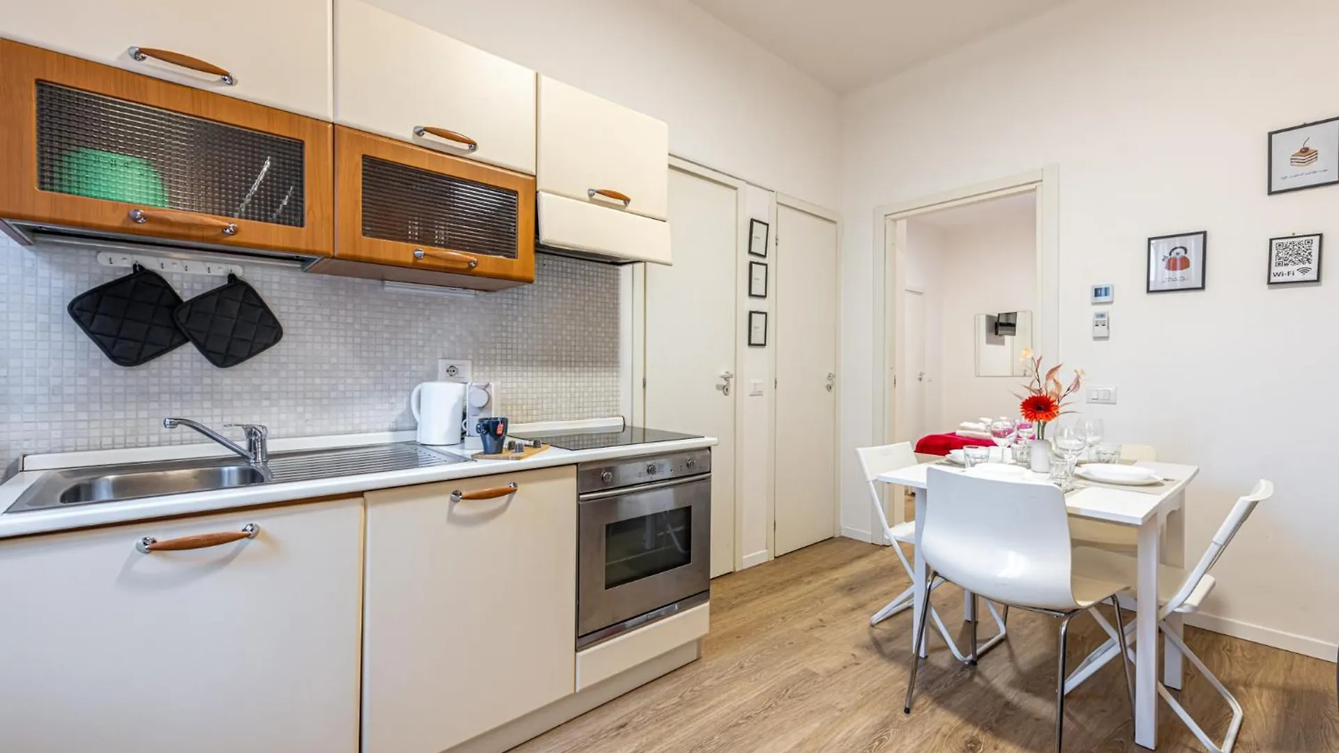 Appartamento Modern New House - Duomo In 10 Min - Netflix & Wi-Fi Milano Italia